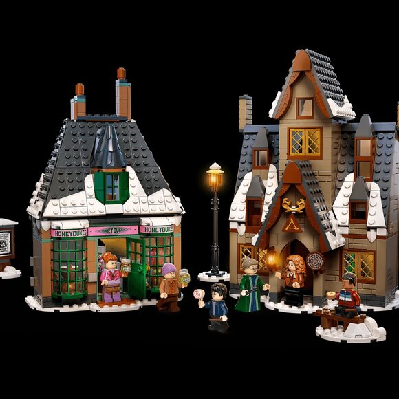 New Lego Harry Potter Hogsmeade Village Visit Retired Collectible Set 76388 - Picture 5 of 13
